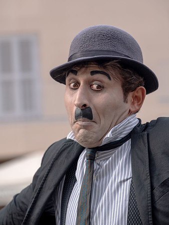 Navona Mime